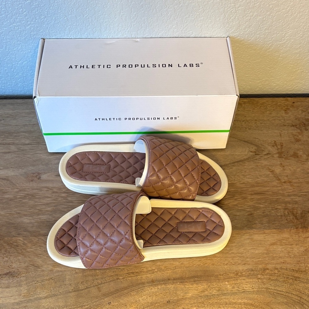 APL Women's Brown Quilted leather Slides